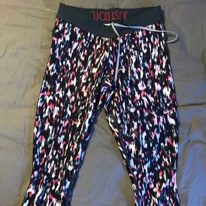 Nike Crop Leggings